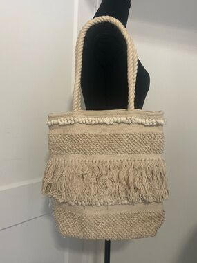 Woven Fringe Tote Bag in Cream